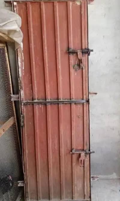 iron double door and net dor