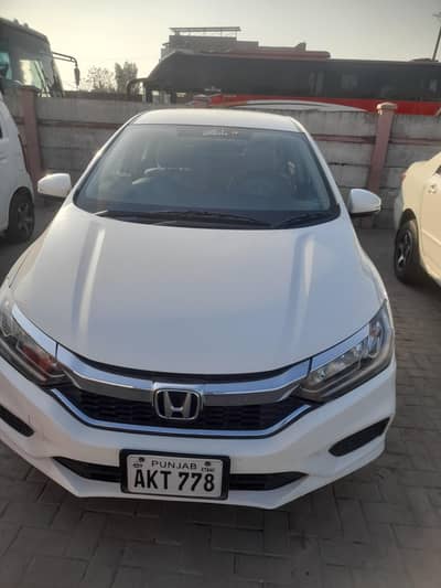 1 hand used car just used in home