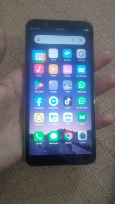 oppo a83 non PTI 6 128 memory glass ek line hai  Baki All okay hai
