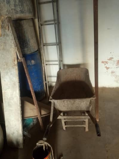 stirring ki chli hoi Dokan bray frokt