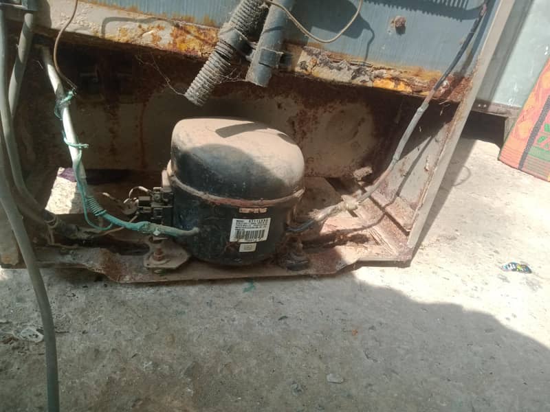 گھریلو استعمال کے لیے اچھا فرج ہے 3