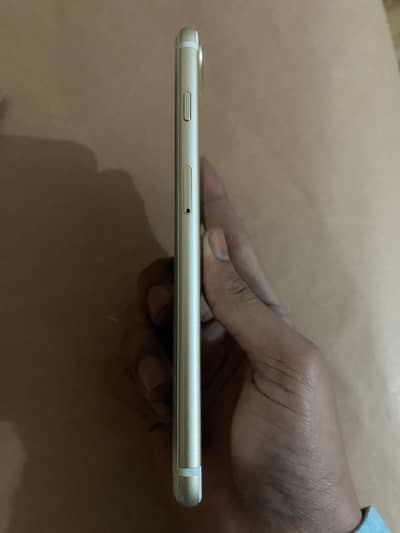 iPhone 7plus - 128GB PTA Approved with charger + Cover