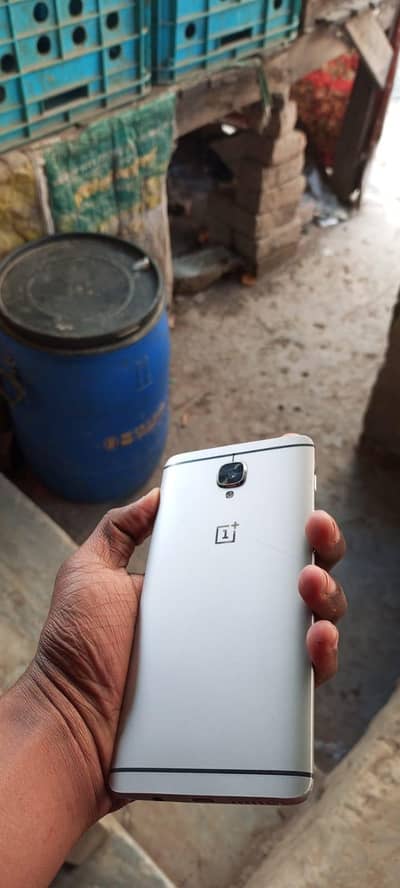 one plus 3T pta dual all ok 6/64 exchange only I phone or google