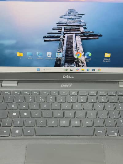 Dell 3420 11th gen  8Gb 256 SSD