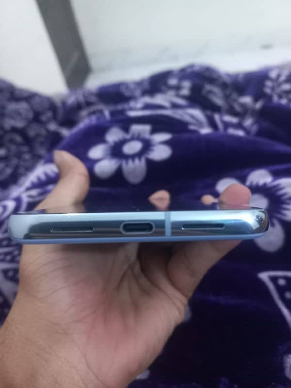 Google Pixel 8 pro 1