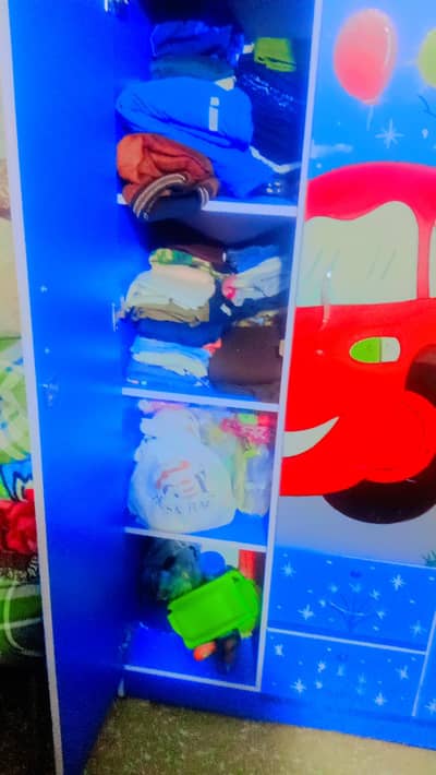 almari 6 fit lambai 5 fit