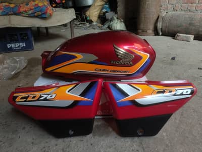 CD 70 FUEL TANK ORIGINAL 100%