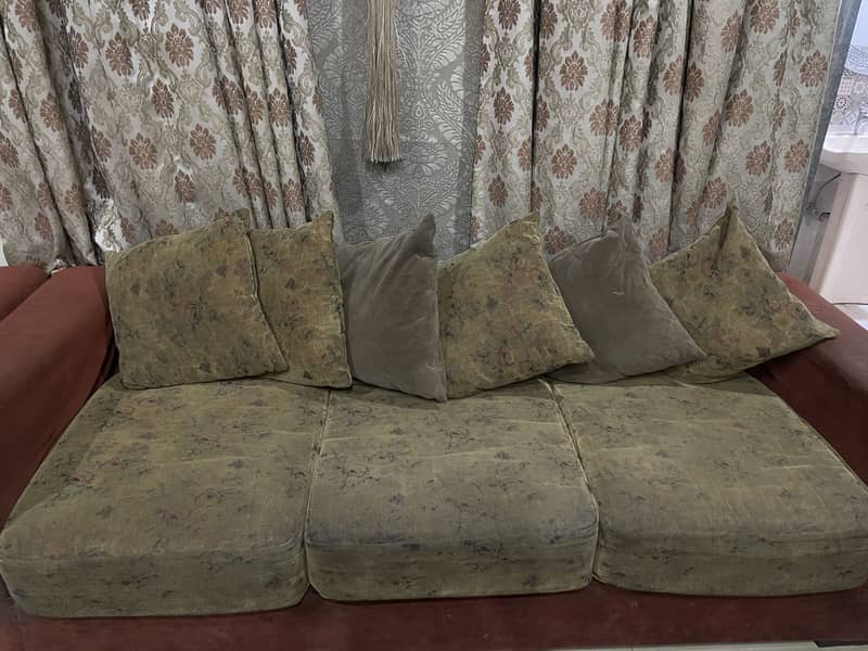 Sofa set 0