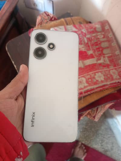 Infinix hot 30 play all ok koi issue nh 2 days check warranty.