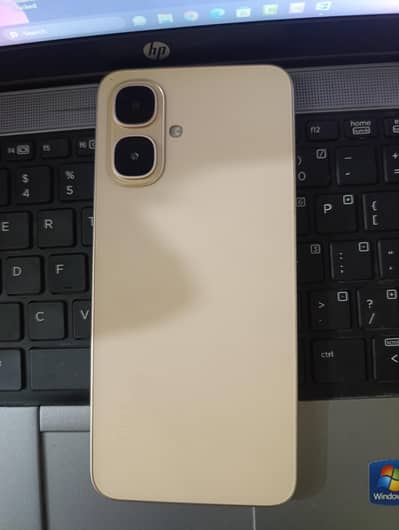 Infinix smart 10 condition New 4-64GB 1 week battery life only phone