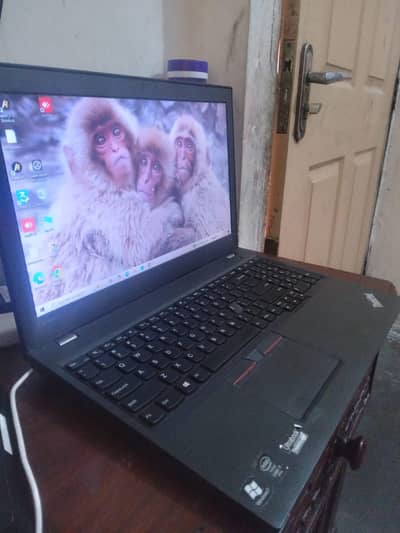 Lenovo laptop Thinkpad T-560 core i-7 5th generation