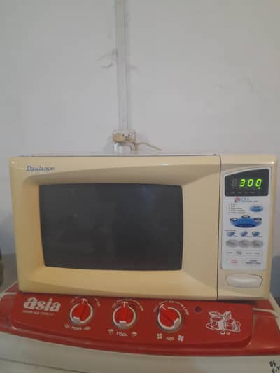 Dawlance microwave for sale