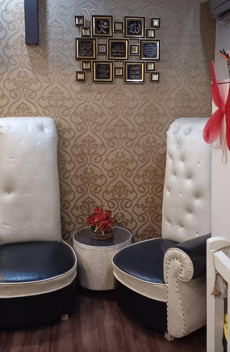 Different Prices | Dining table - Sofas - Tables - Coffe Chairs 2