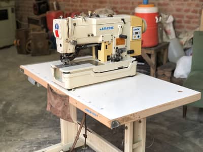Jack kaj wali machine hai bilkul new hai use boht kam ki hai