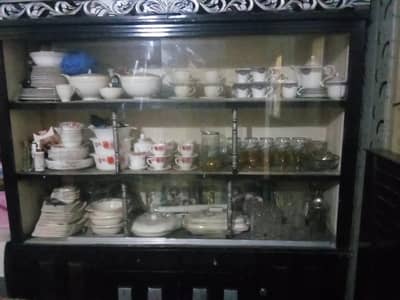 Showcase urgent sale