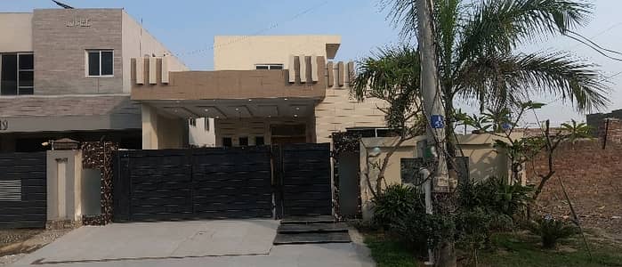 Single Storey 16 Marla House Available In Lake City Meadows Phase 1 - Block E For sale