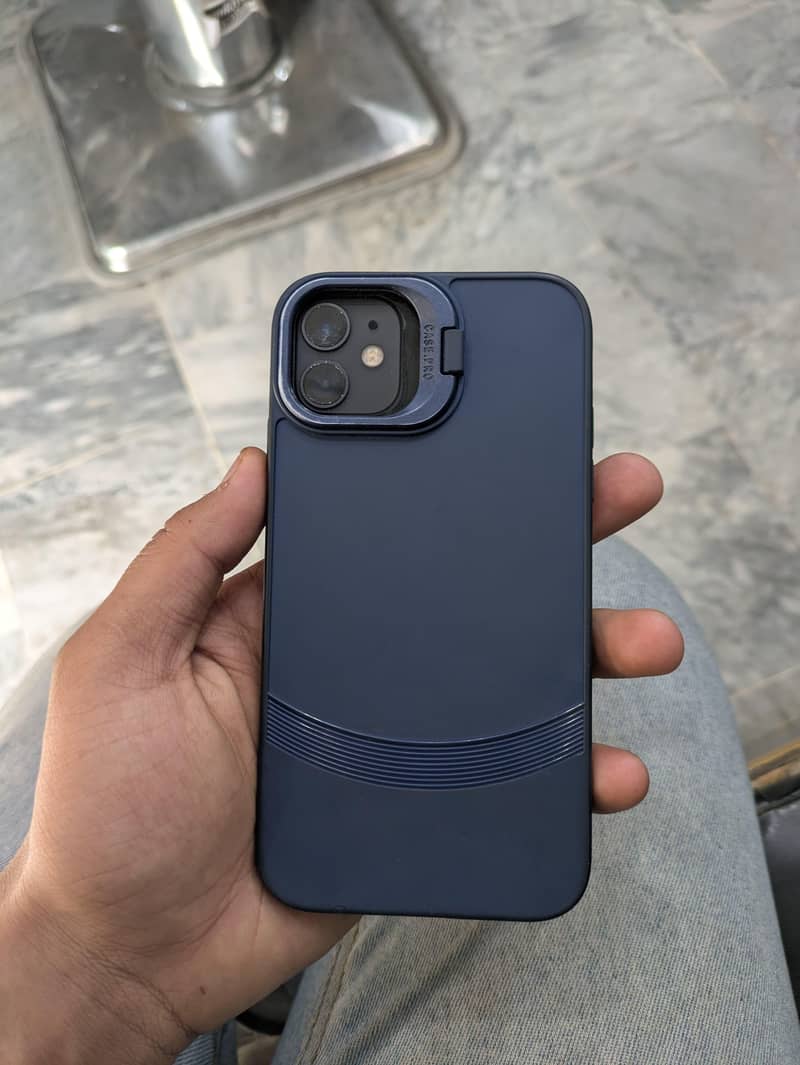 iPhone 11 64GB Non PTA (non factory) 3