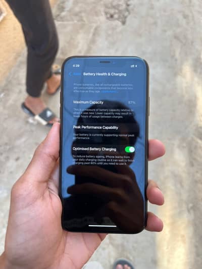 Iphone xr pta approved duai sim