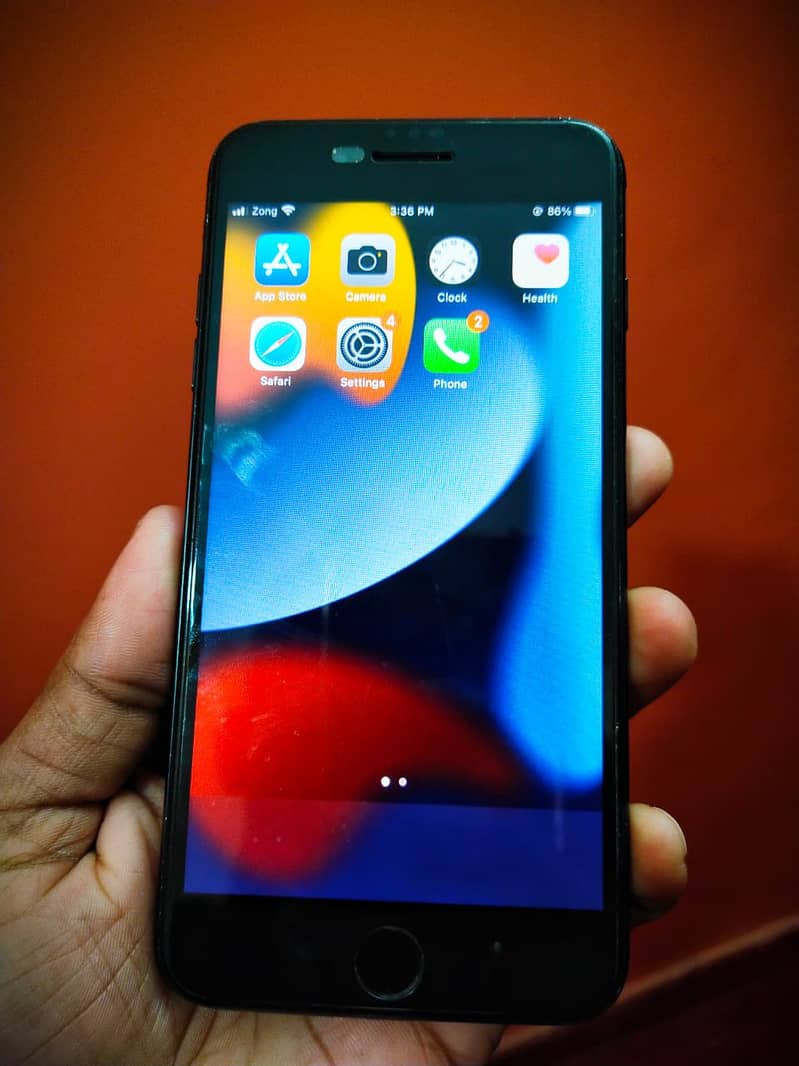 Apple iPhone 7 Plus 1