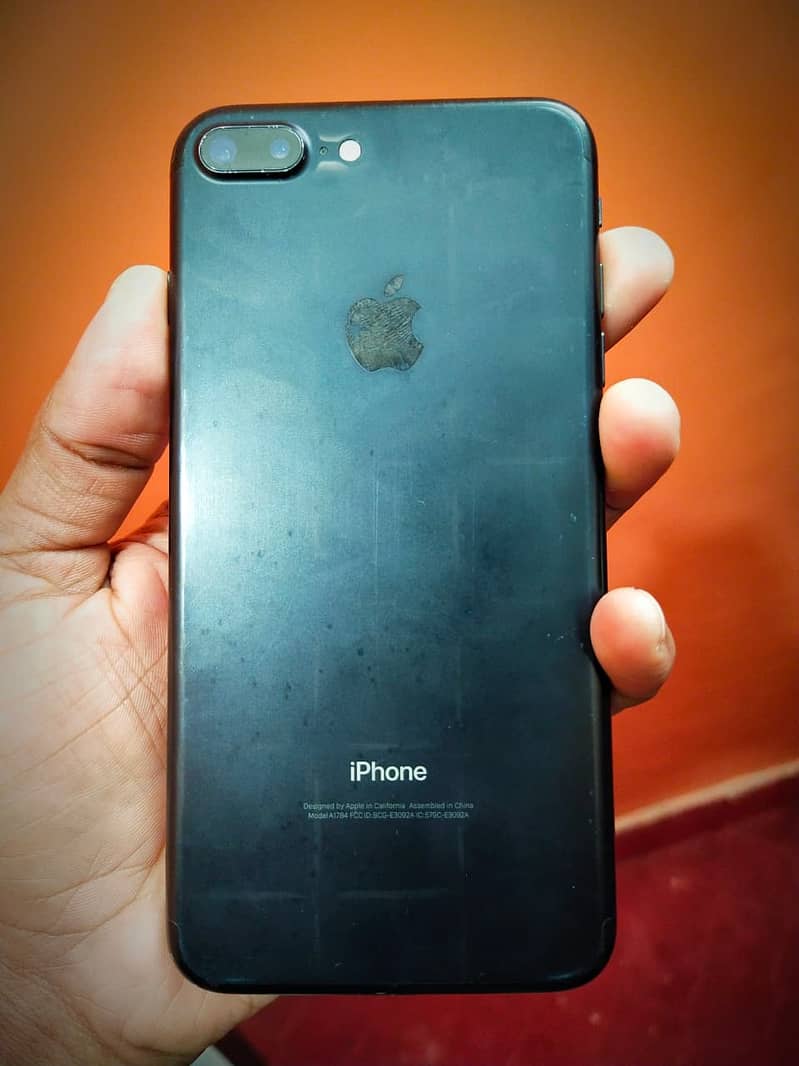 Apple iPhone 7 Plus 3