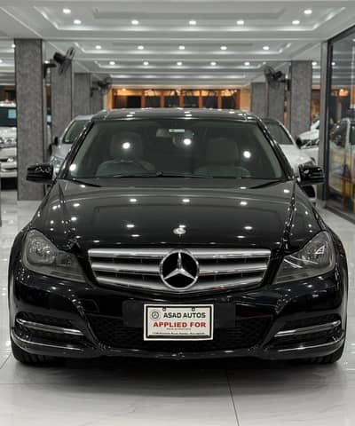 Mercedes C 200