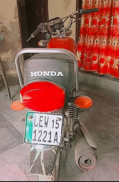 Hoda bike model 2015