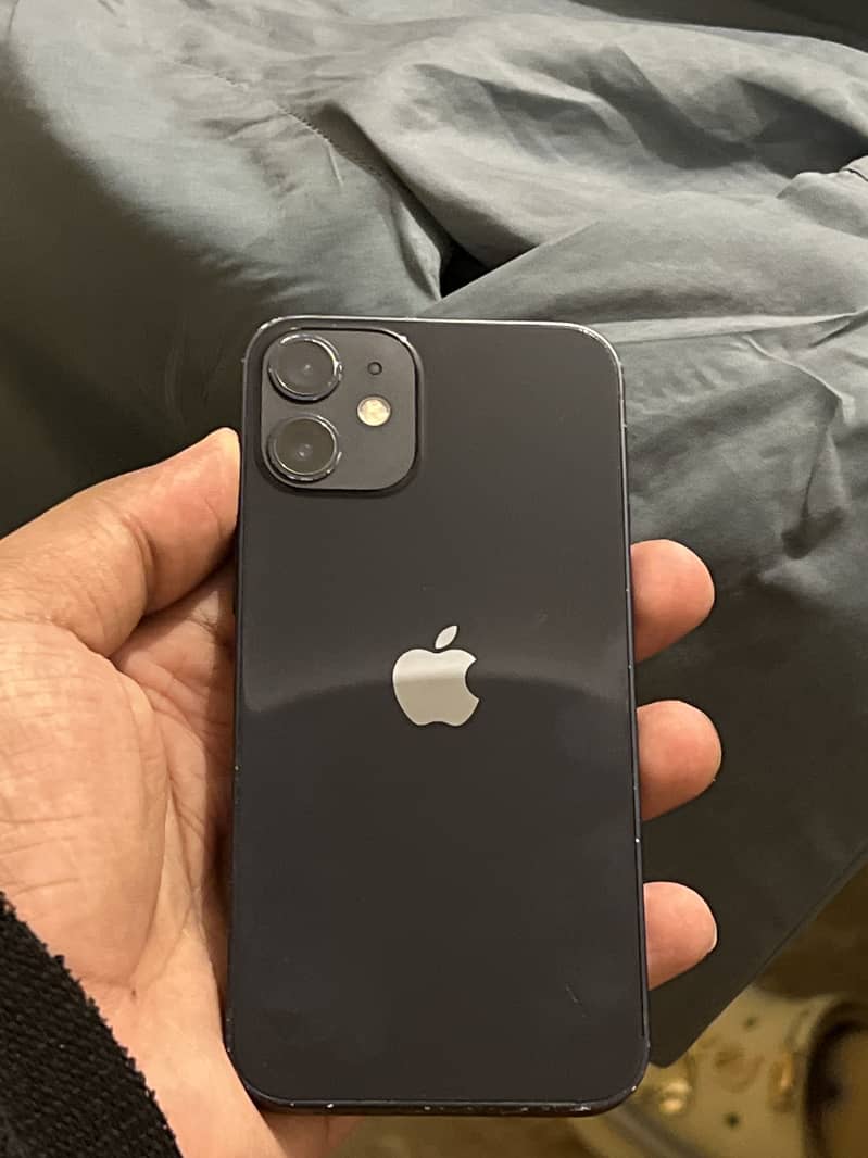 iphone 12 Mini 0