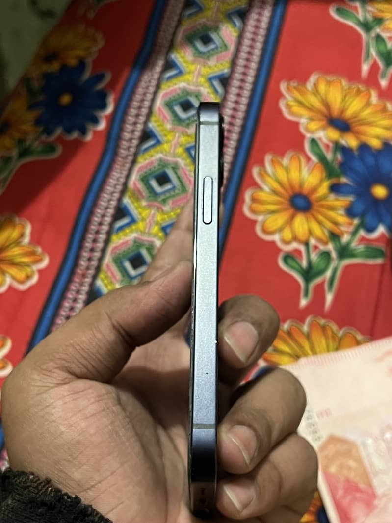iphone 12 Mini 13