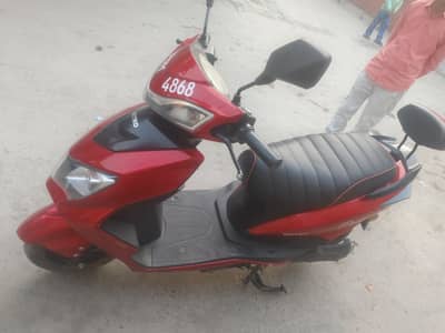 metro sacoti for sale  5manth ues