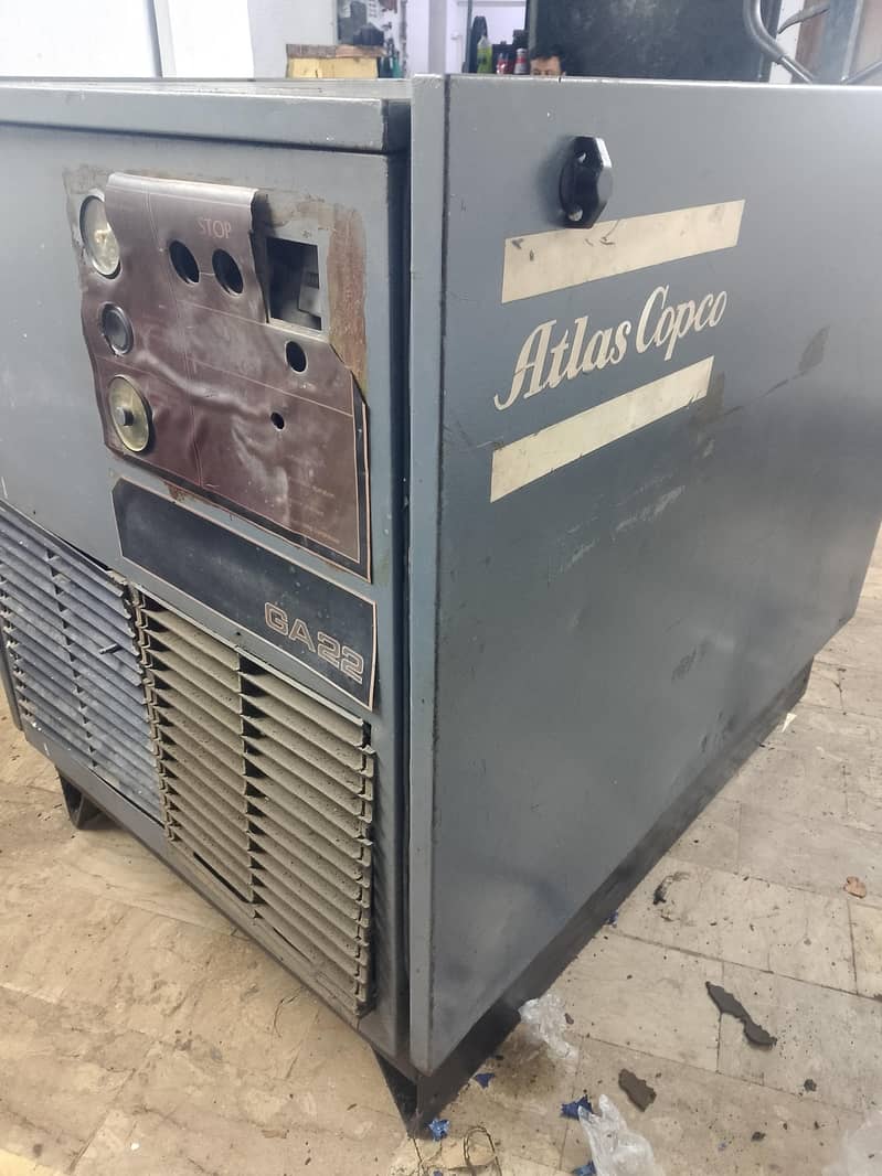 two used screw compressor 11