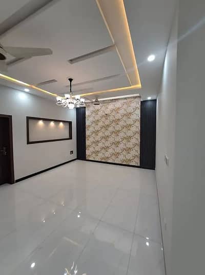7 marla 30*60 upper potion for rent in G-13 ISB