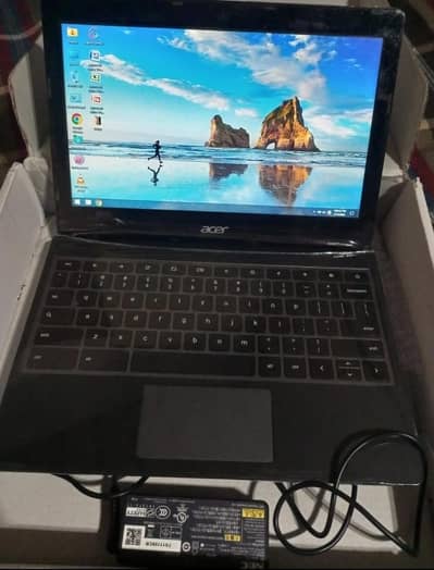 Laptop box pack 4gb ram 128gb ssd 5 hours battery window 10 pro