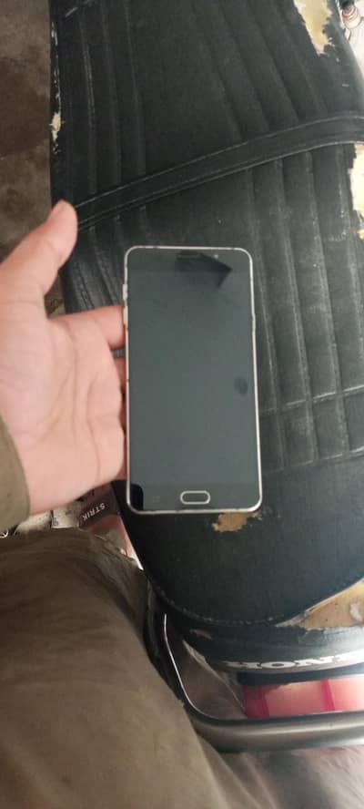 Samsung Galaxy A7 ram and rom 3.16