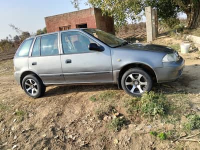 very neat  clean gadi biometric mauke per mil jayegi