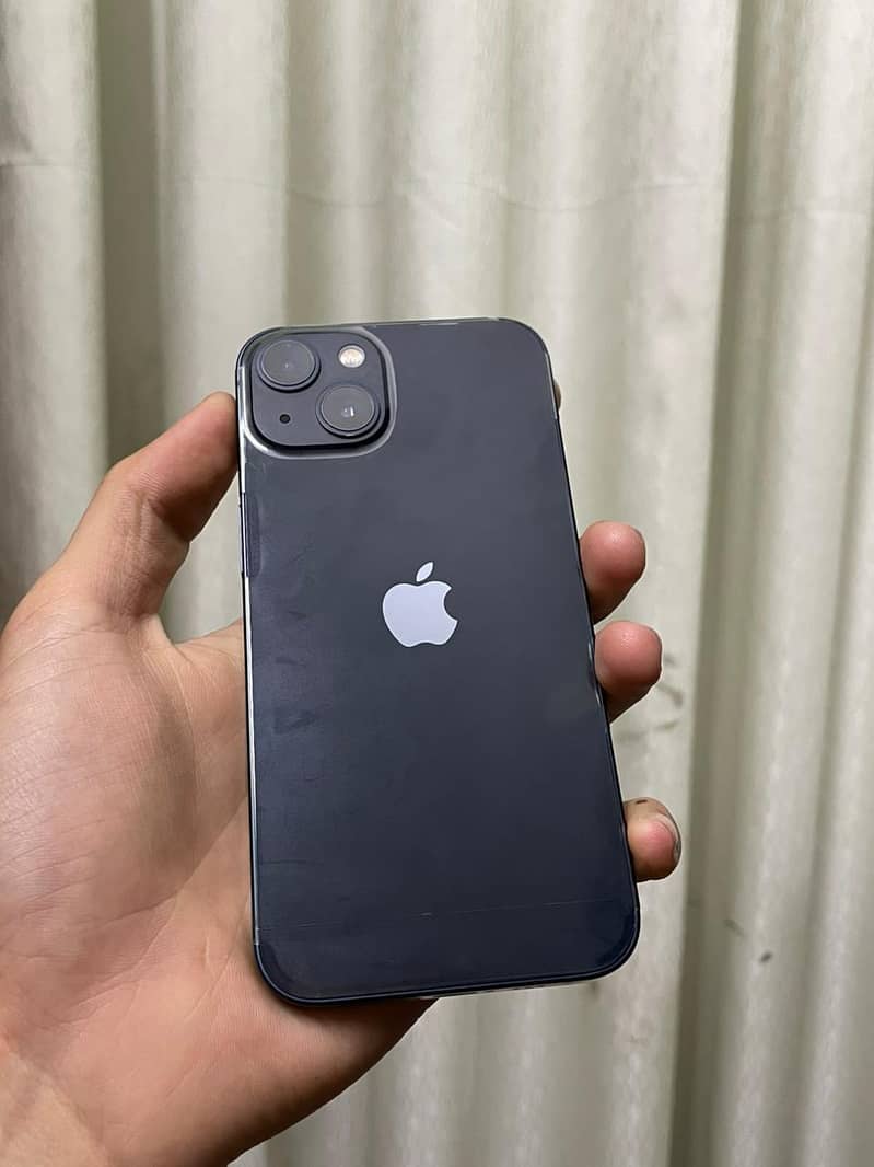 Apple iPhone 13 0