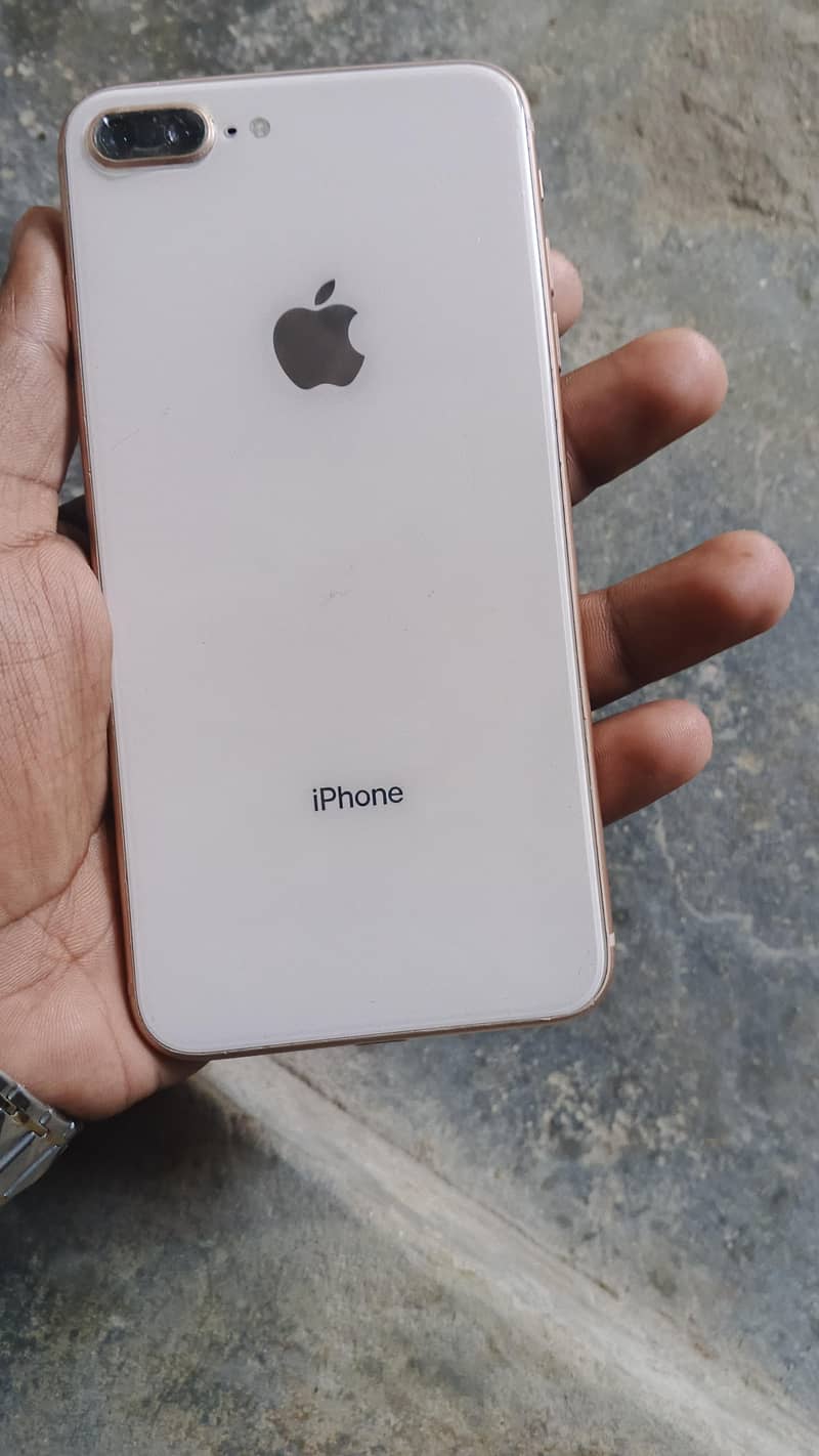 Condition 10/10 iPhone 8 Plus 4