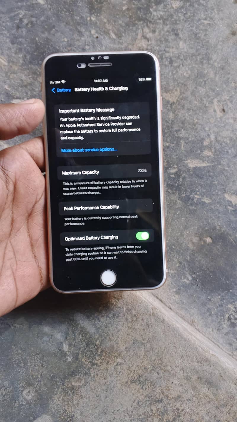 Condition 10/10 iPhone 8 Plus 6