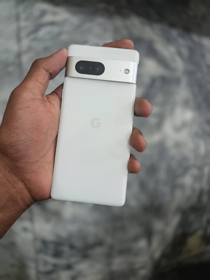 Google pixel 7 4