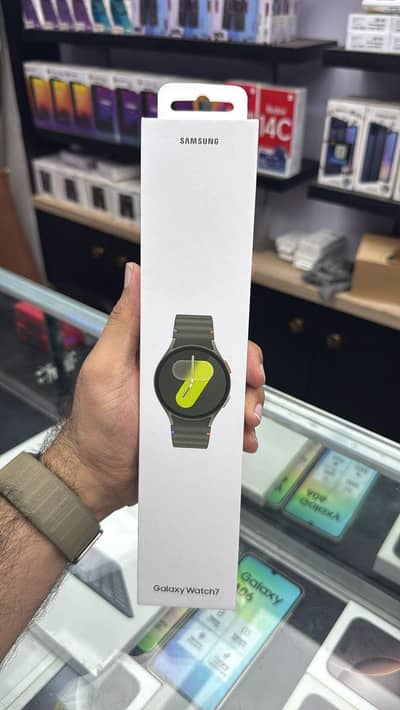 Samsung watch 7 44 mm Like new