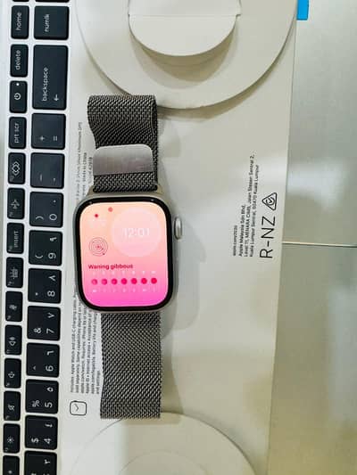 Apple Watch Series 9 – Silver (41mm)