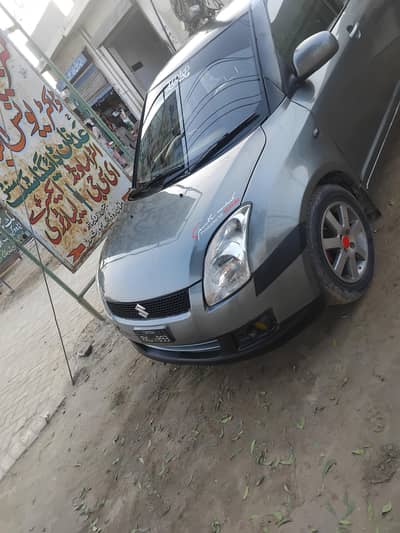 Suzuki Swift 2012 DLX