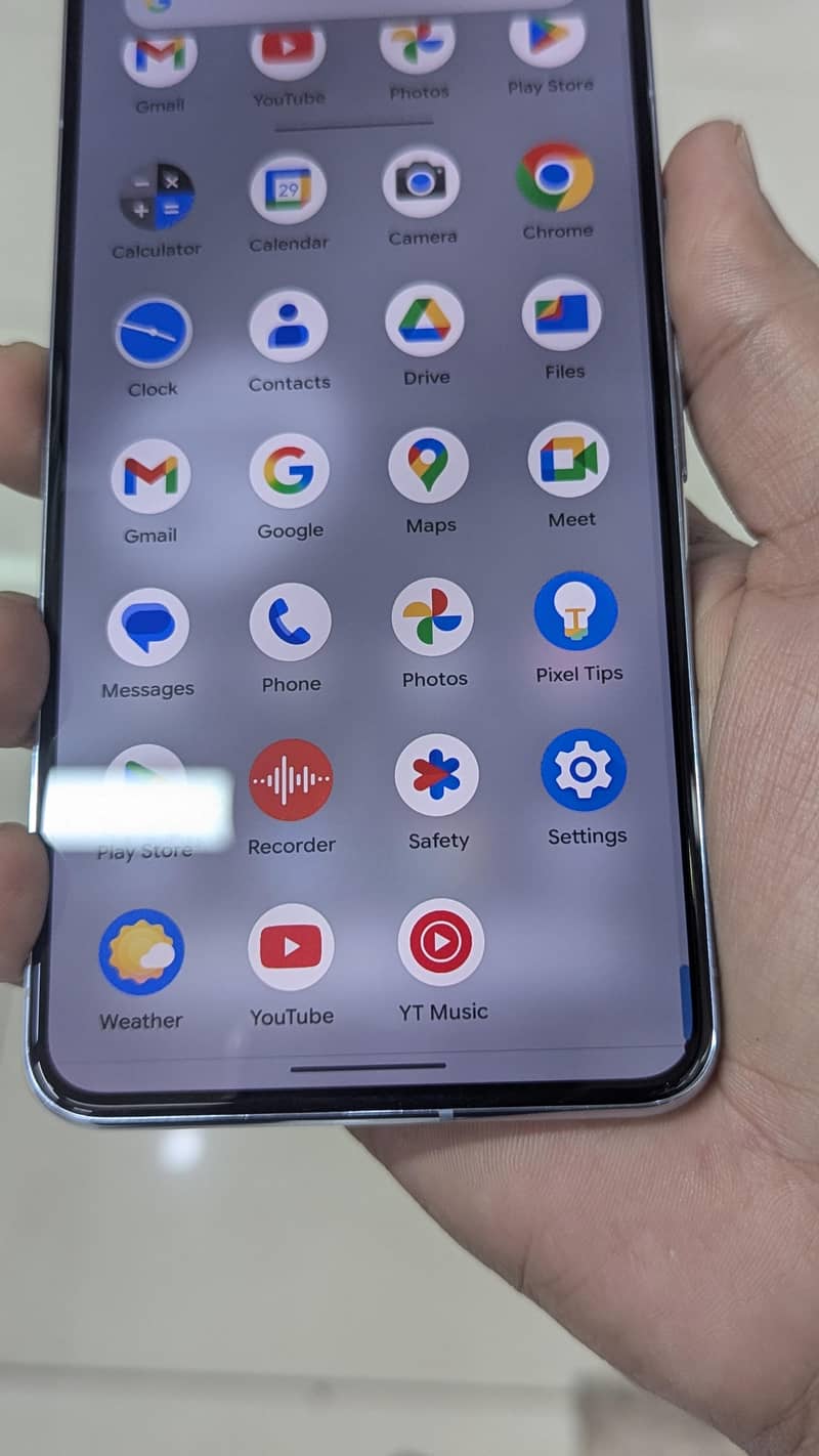 Google Pixel 8 pro 1