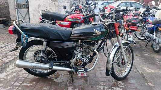 Crown 125 euro II     2018 model.   Good Condition