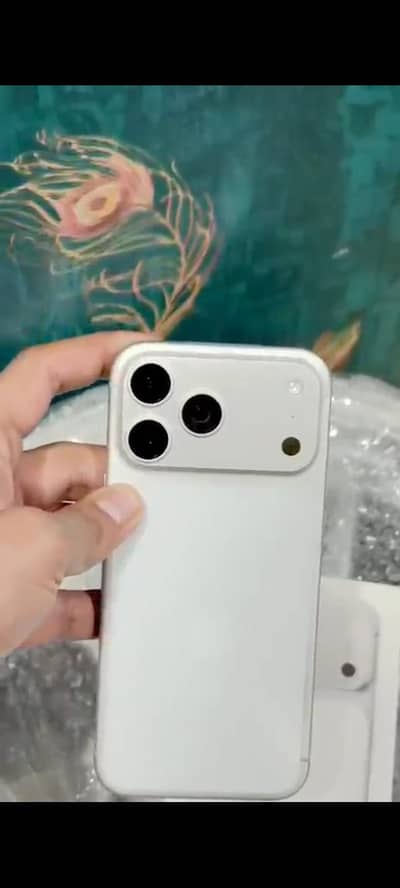 iPhone 17 Pro Max Silver 256 GB