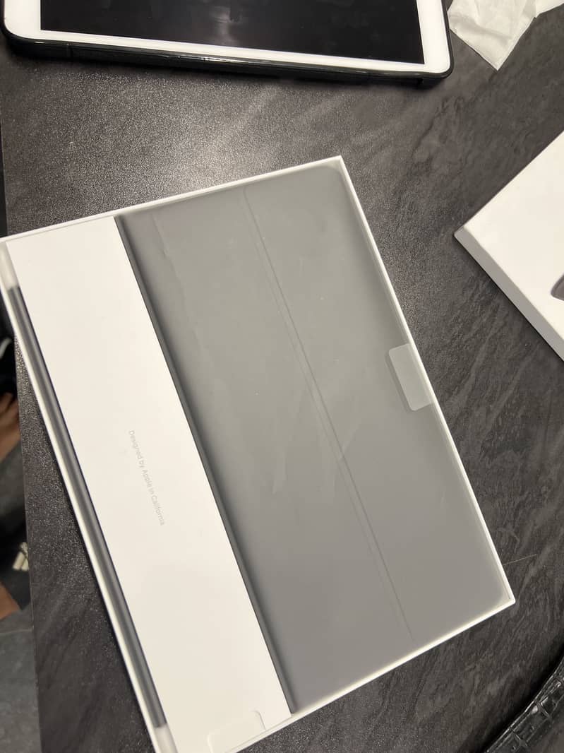 iPad Smart Keyboard 2