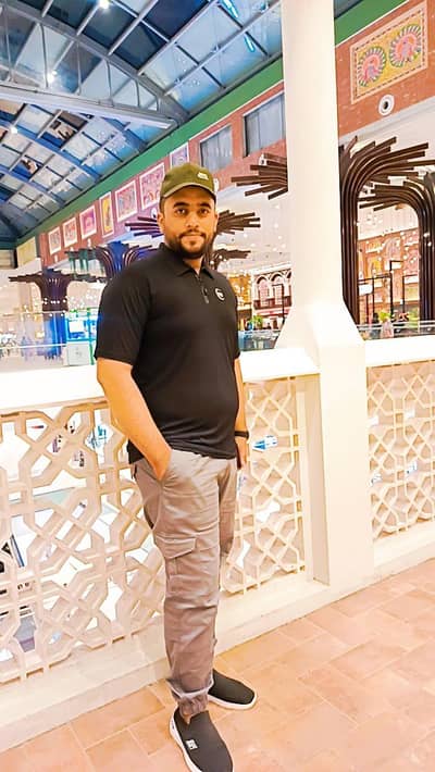 muja job key zarorat hai