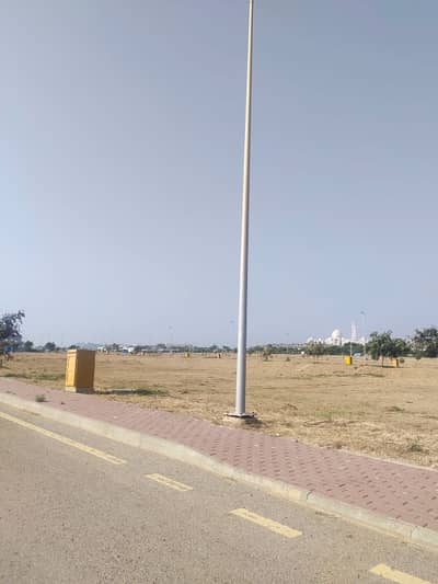 Corner 125 sqyd residential plot available for sale in Bahria Town Karachi