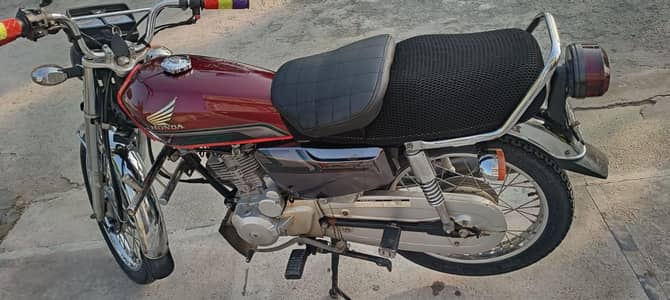 Honda cg125 gold edition