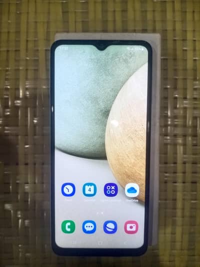 Samsung A12 4/64  with box & Charger