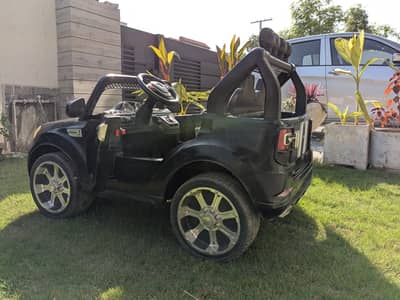 ITEM NO: BP600 BMW-style battery-powered kids' ride-on car.